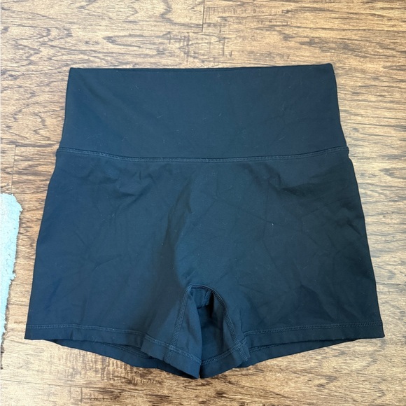 AERIE OFFLINE Black Biker Shorts High Waisted 4” Inseam Classic Bottoms Sz Large - Picture 1 of 4